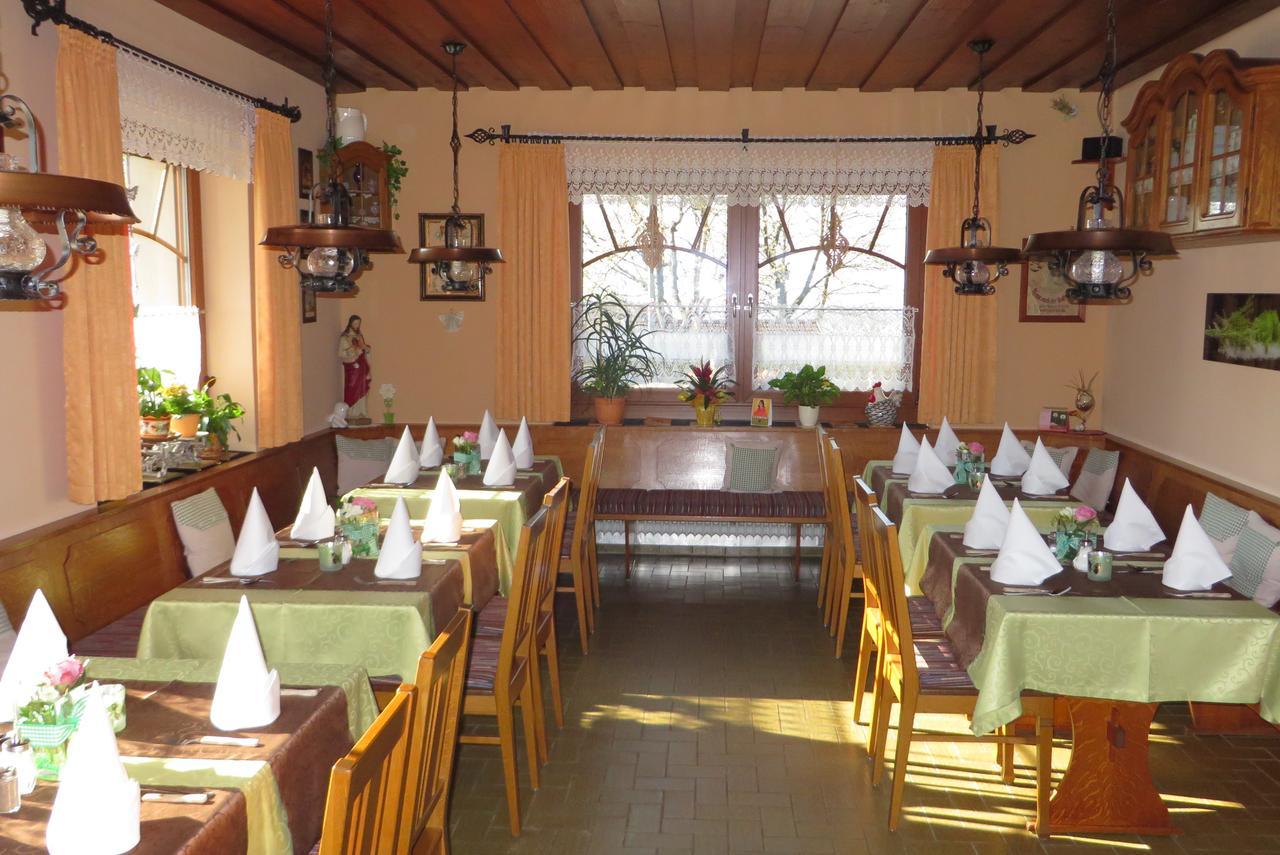 Готель Kolmsteiner Hof Нойкірхен-байм-Гайліґен-Блут Екстер'єр фото