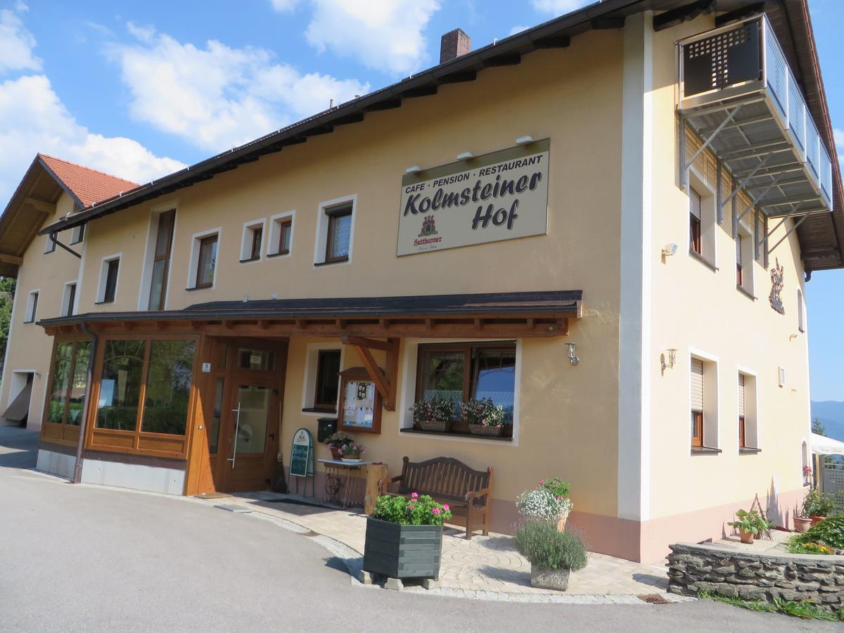 Готель Kolmsteiner Hof Нойкірхен-байм-Гайліґен-Блут Екстер'єр фото